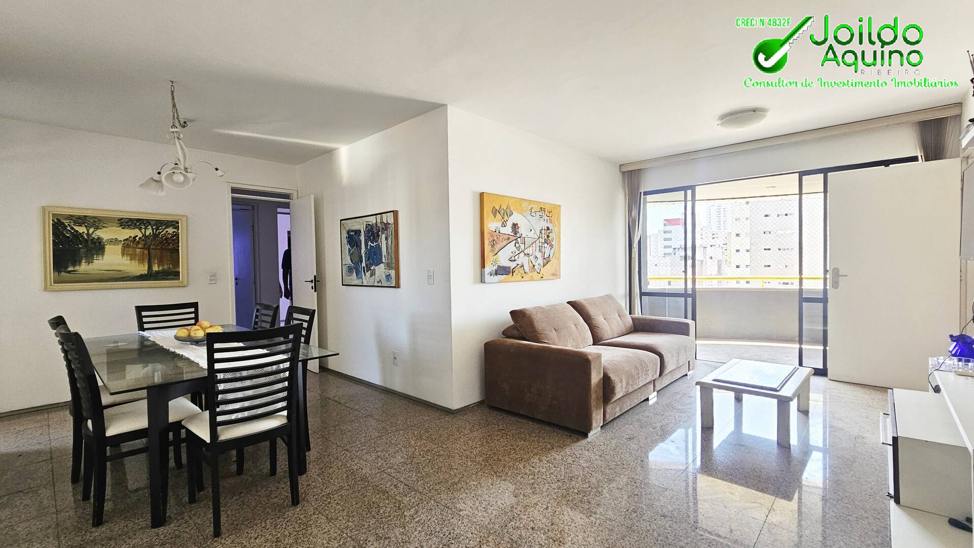 Apartamento com excelente distribuição e localização privilegiada!
