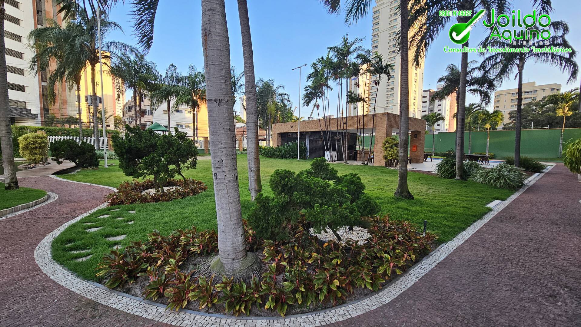 Apartamento à venda com 3 quartos, 225m² - Foto 3