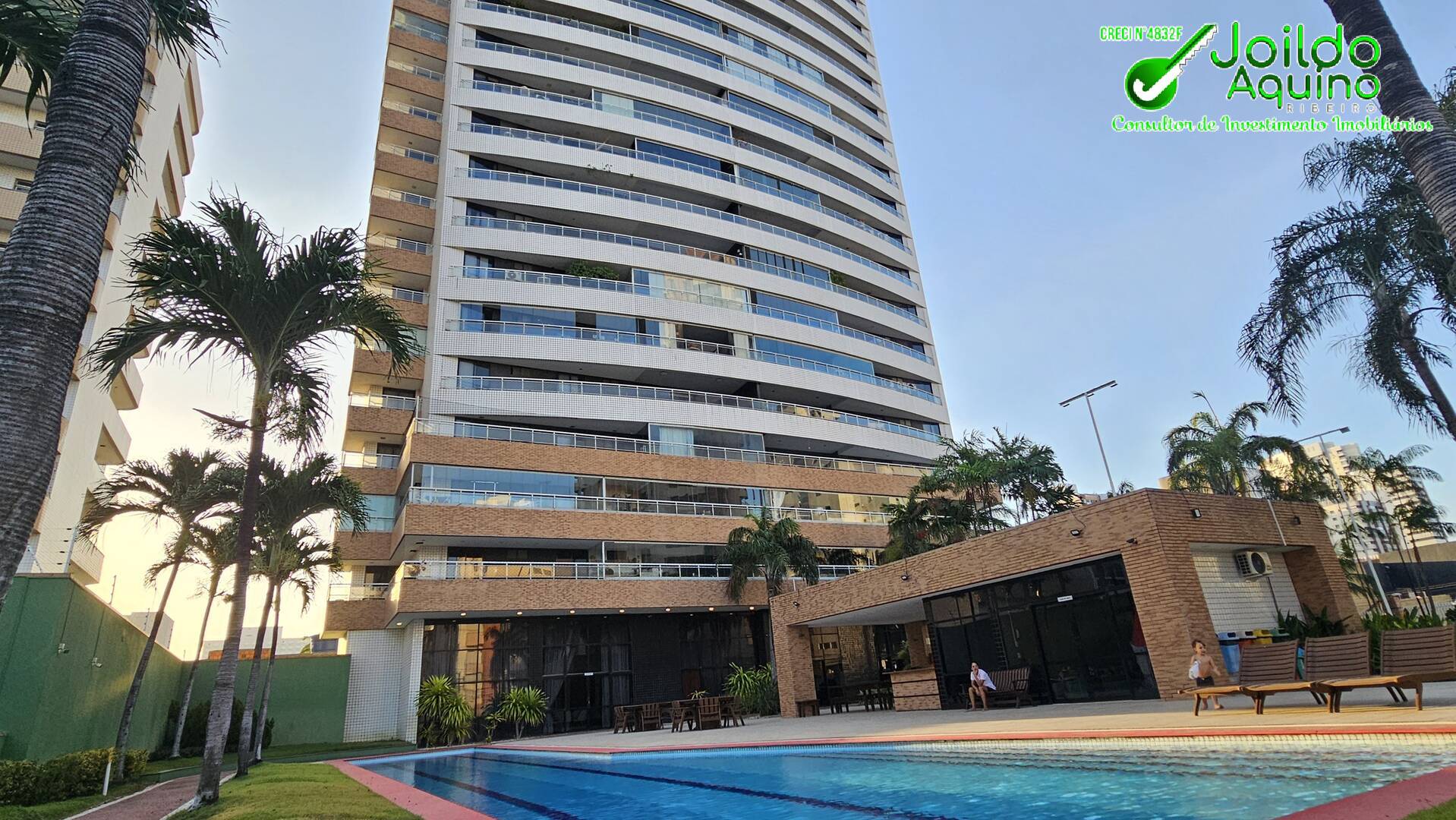 Apartamento à venda com 3 quartos, 225m² - Foto 1