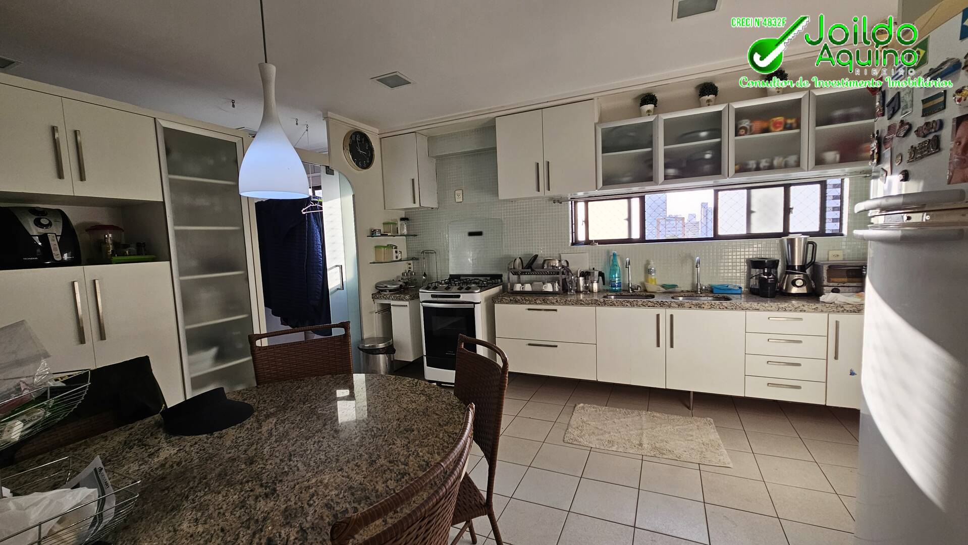 Apartamento à venda com 3 quartos, 225m² - Foto 26