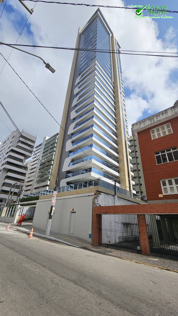 Apartamento, 4 quartos, 242 m² - Foto 2